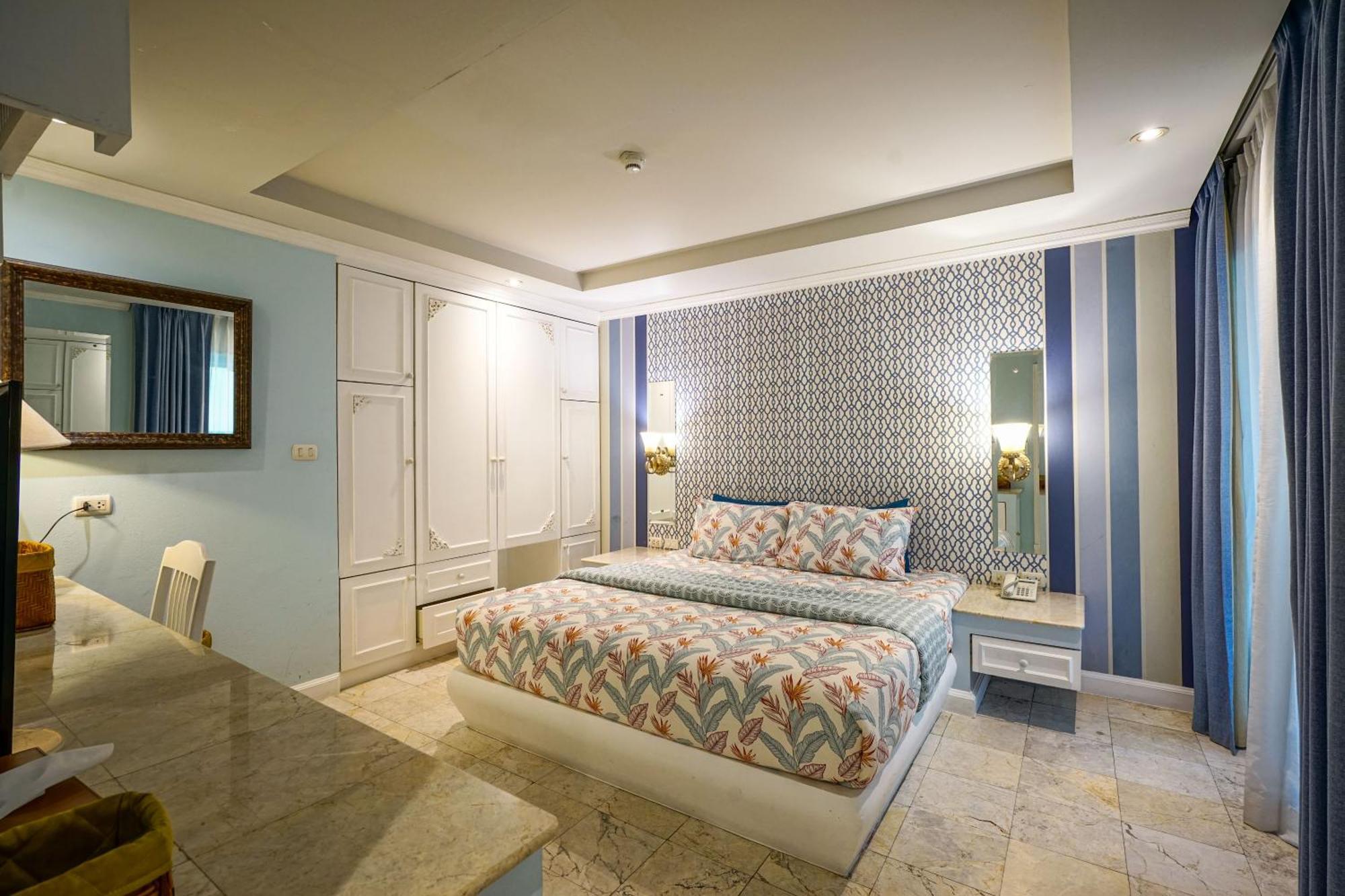 At Pingnakorn Nimman Hotel Csiangmaj Kültér fotó