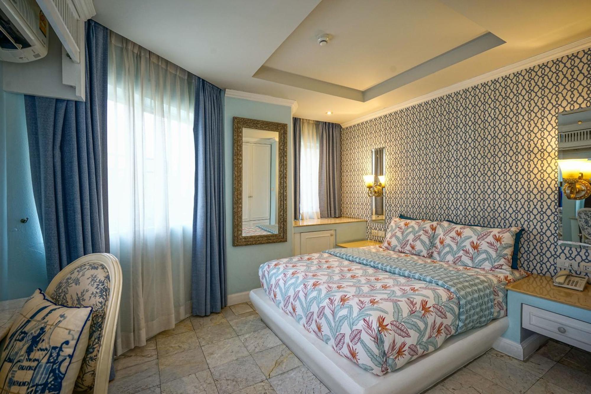 At Pingnakorn Nimman Hotel Csiangmaj Kültér fotó