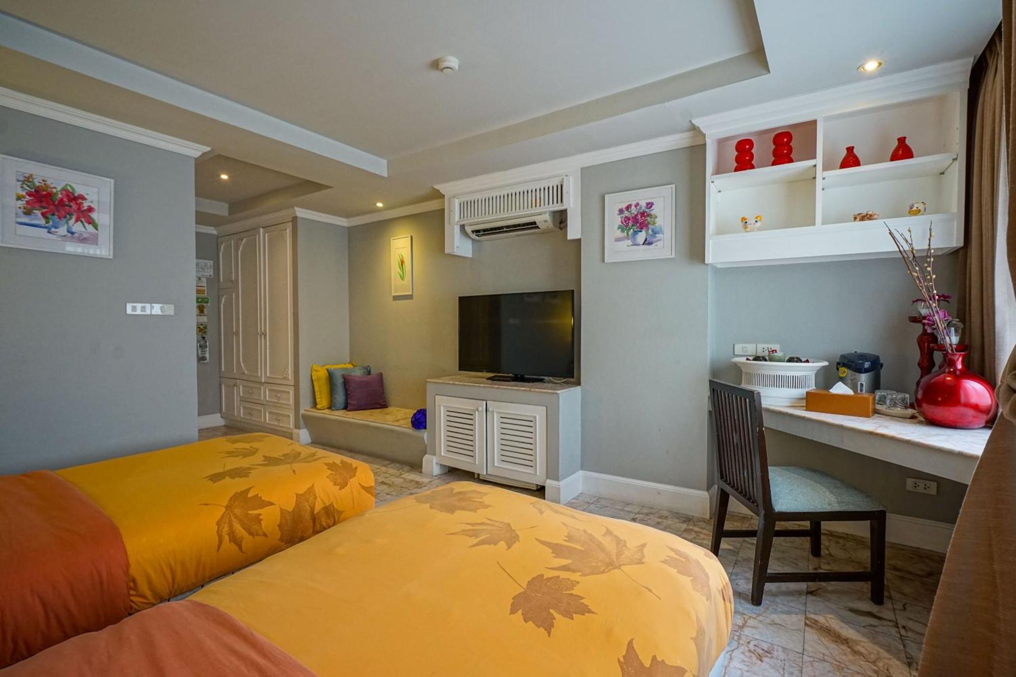 At Pingnakorn Nimman Hotel Csiangmaj Kültér fotó