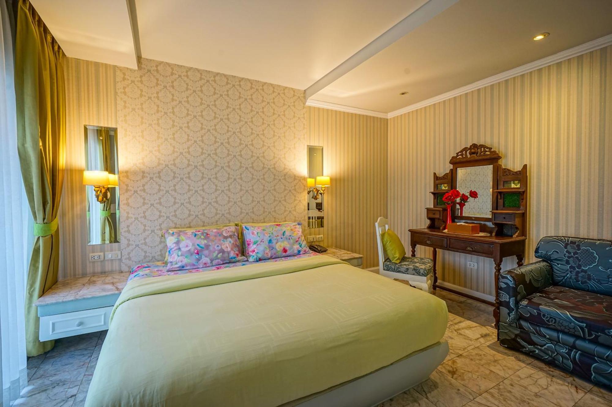 At Pingnakorn Nimman Hotel Csiangmaj Kültér fotó